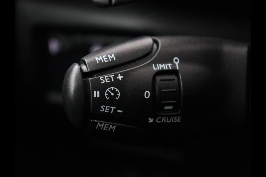 Citroën C5 Aircross 1.6 Plug-in Hybrid 225 Feel | Carplay | Camera | Navigatie | Climate control | Parkeerhulp | Cruise control | Full LED | Keyless | PHEV | Plug In