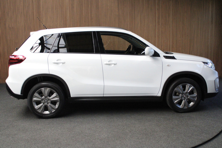Suzuki Vitara 1.0 Boosterjet S. Navi Camera Climate Cruise Stoelverwarming Metallic lak LM velgen