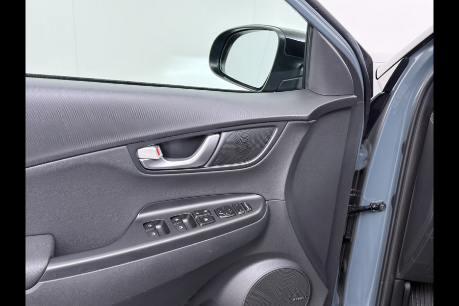 Hyundai Kona 1.6GDI HEV Hybride Premium Adap.Cruise Leder+Verwarming+Ventilatie Head-Up Display Camera Apple Carplay Android Auto Navi Ecc Pd Keyless Blind-Spot Lane Assist Achterbank+Stuur verwarming Krell®-Audio Isofix DAB Lmv 18" Dealeronderhouden 1e Eigenaar Origineel Nederlandse Auto