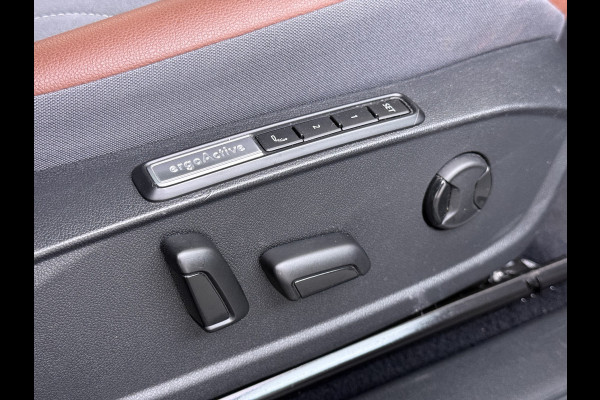 Volkswagen ID.4 Max 82kWh Warmtepomp Panoramadak Ergo-Comfort Stoelen+Memory Adap.Cruise Navi 3-Zone Ecc 360°Camera Apple Carplay Android Auto P Lmv 21" Stoel+Stuurverwarming Elek.Achterklep Privacy Glas Matrix Led Isofix DAB Origineel Nederlandse Auto Dealeronderhouden