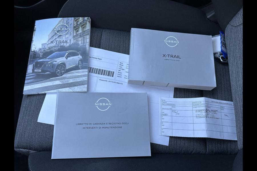 Nissan X-Trail N-Connecta Family Pack | VOLLEDIGE FABRIEKS GARANTIE TOT 03-2028 | VOOR & ACHTERSTOELEN VERWARMD | STUURWIEL VERWARMD | 7 PERSOONS! | KEYLESS | DODE HOEK | 360 CAMERA | APPLECARPLAY | ADAP. CRUISE |