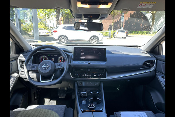 Nissan X-Trail N-Connecta Family Pack | VOLLEDIGE FABRIEKS GARANTIE TOT 03-2028 | VOOR & ACHTERSTOELEN VERWARMD | STUURWIEL VERWARMD | 7 PERSOONS! | KEYLESS | DODE HOEK | 360 CAMERA | APPLECARPLAY | ADAP. CRUISE |