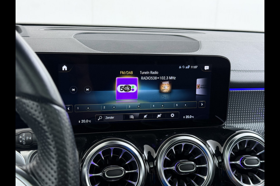 Mercedes-Benz EQB 250 AMG Line 7-Persoons Leder Panoramadak SOH 95% Adap.Cruise Navi Camera Stoelverwarming Pdc Night-pakket Elek.Achterklep Lmv 19" Privacy Glas Led DAB