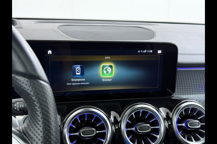 Mercedes-Benz EQB 250 AMG Line 7-Persoons Leder Panoramadak SOH 95% Adap.Cruise Navi Camera Stoelverwarming Pdc Night-pakket Elek.Achterklep Lmv 19" Privacy Glas Led DAB