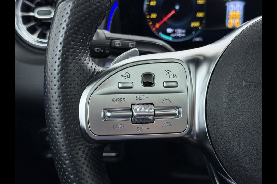 Mercedes-Benz EQB 250 AMG Line 7-Persoons Leder Panoramadak SOH 95% Adap.Cruise Navi Camera Stoelverwarming Pdc Night-pakket Elek.Achterklep Lmv 19" Privacy Glas Led DAB