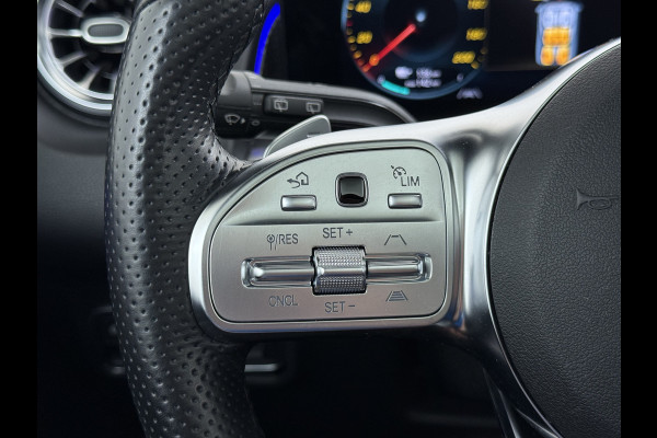 Mercedes-Benz EQB 250 AMG Line 7-Persoons Leder Panoramadak SOH 95% Adap.Cruise Navi Camera Stoelverwarming Pdc Night-pakket Elek.Achterklep Lmv 19" Privacy Glas Led DAB