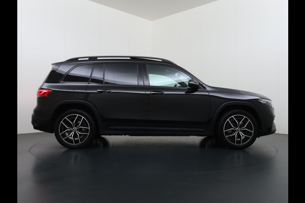 Mercedes-Benz EQB 250 AMG Line 7-Persoons Leder Panoramadak SOH 95% Adap.Cruise Navi Camera Stoelverwarming Pdc Night-pakket Elek.Achterklep Lmv 19" Privacy Glas Led DAB