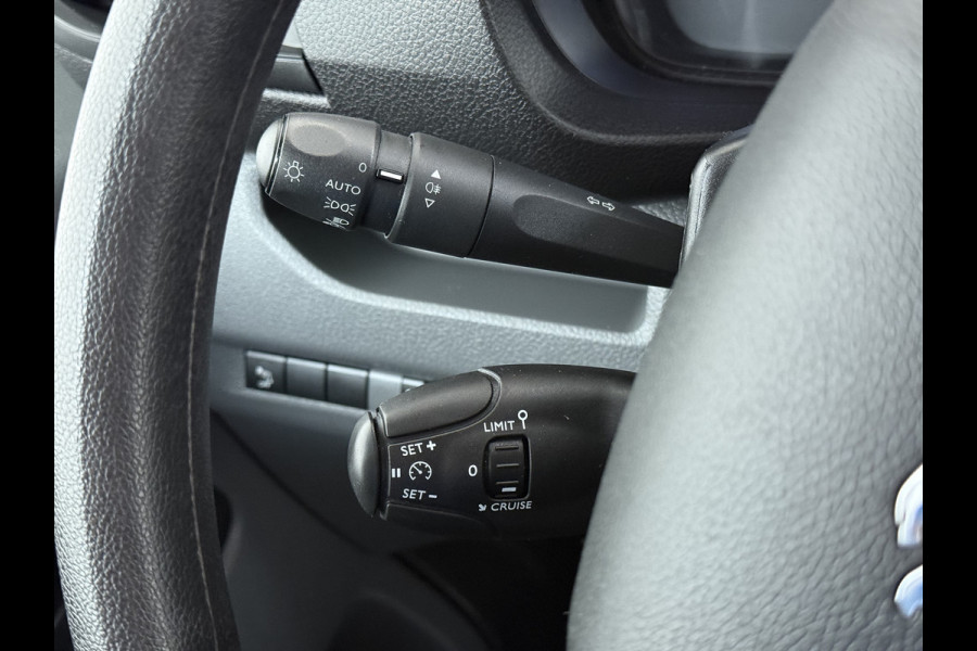 Peugeot Expert 2.0HDI 120 3-Persoons Airco Euro 6 Cruise Control Pdc Regen-Lichtsensor Premium Betonplex Vloer Wandbetimmering Schuifdeur 1e Eigenaar Origineel Nederlandse Bus