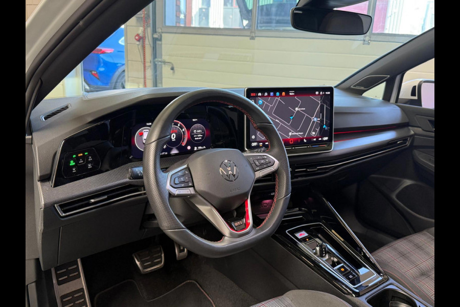 Volkswagen Golf 8.5 GTI Facelift 2.0 TSI 265PK PANO,IQ,HUD,Trekhaak