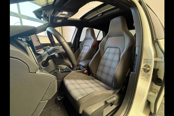 Volkswagen Golf 8.5 GTI Facelift 2.0 TSI 265PK PANO,IQ,HUD,Trekhaak