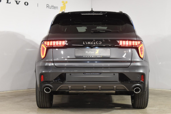 Lynk & Co 01 262PK Automaat / 360 Camera / Adaptieve cruise control / Glazen schuif-kanteldak / Elektrische stoelen met geheugenfunctie / Stoelverwarming / Elektrische achterklep / Climate control / Parkeersensoren V+A / 20"velgen / Keyless entry /