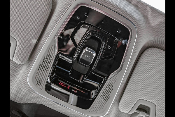 Lynk & Co 01 1.5 Black Edition Panoramadak|Trekhaak|Camera|ACC|Stoelverwarming|Navi|Carplay