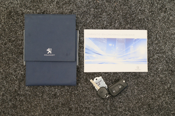 Peugeot 108 1.0 e-VTi Active 5-Deurs, Airco, Cruise, Bluetooth, Elektrisch Pakket, Radio