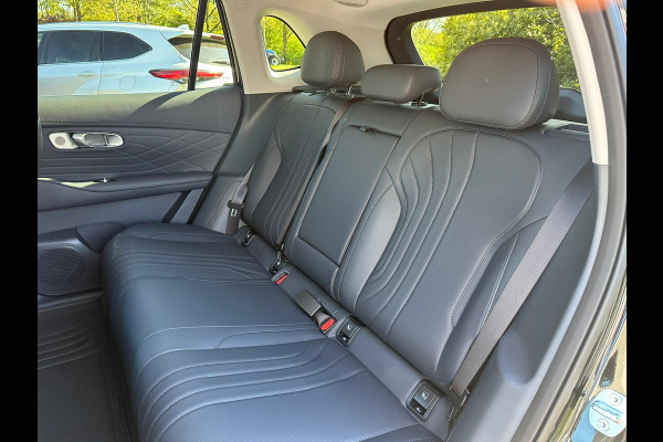 GEELY Starray EM-i 1.5 Max+ | Panorama | Stoelen voor & achter verwarmd | Memory Seats | 360 Camera | 19 Inch LMV | 136km elektrisch bereik