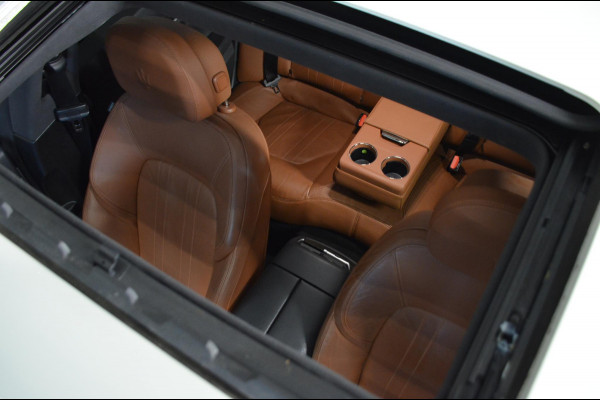 Maserati Ghibli S GranLusso 3.0 V6 Twin Turbo 411 pk