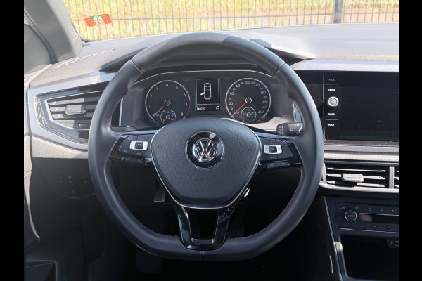 Volkswagen Polo 1.0 TSI Highline | Camera | PDC | Carplay | Half-leder