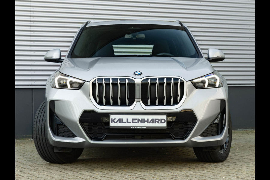 BMW X1 sDrive18i M-Sport - Camera - LED - Comfort Acces - Stoelverwarming