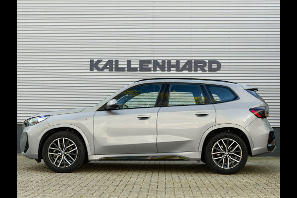 BMW X1 sDrive18i M-Sport - Camera - LED - Comfort Acces - Stoelverwarming