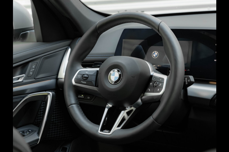 BMW X1 sDrive18i M-Sport - Camera - LED - Comfort Acces - Stoelverwarming