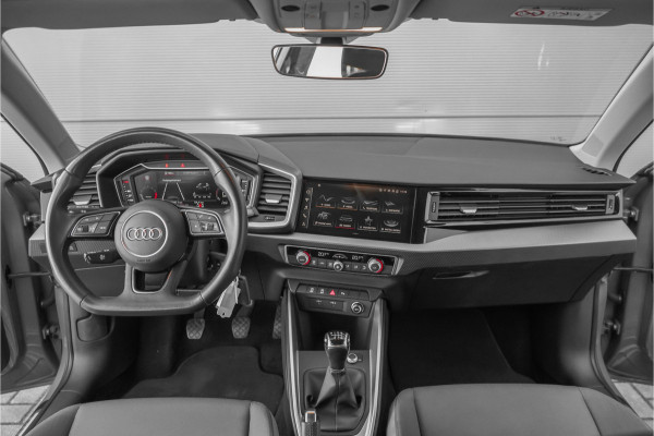 Audi A1 Sportback 30 TFSI S Edition Parkeerhulp Camera CarPlay