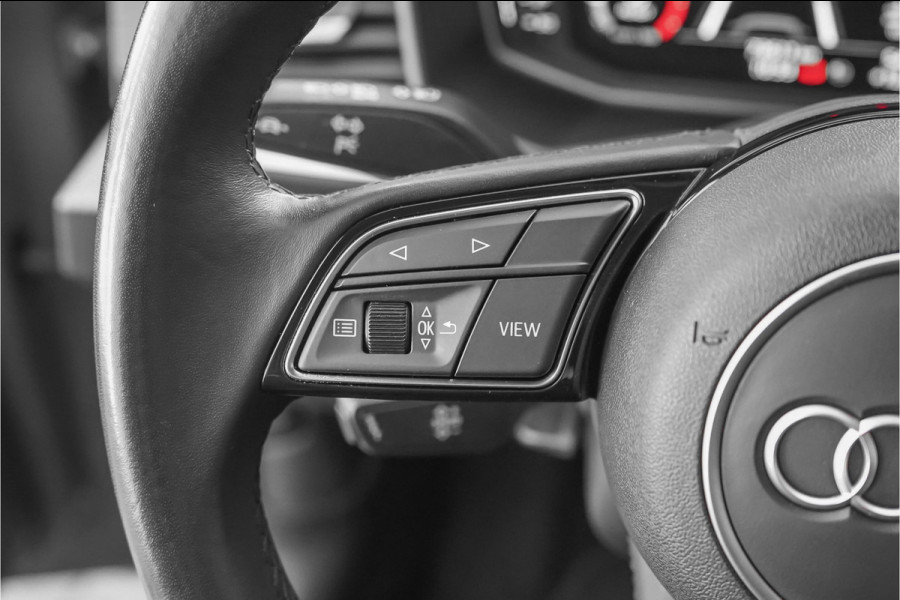 Audi A1 Sportback 30 TFSI S Edition Parkeerhulp Camera CarPlay