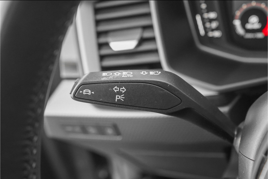 Audi A1 Sportback 30 TFSI S Edition Parkeerhulp Camera CarPlay
