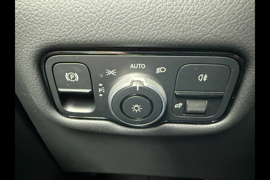 Mercedes-Benz EQV 300 L2 8-pers AMG Facelift - Inter. & Exterieur pakket - 360 - Elec. deuren - Vol Opties - Incl. Garantie