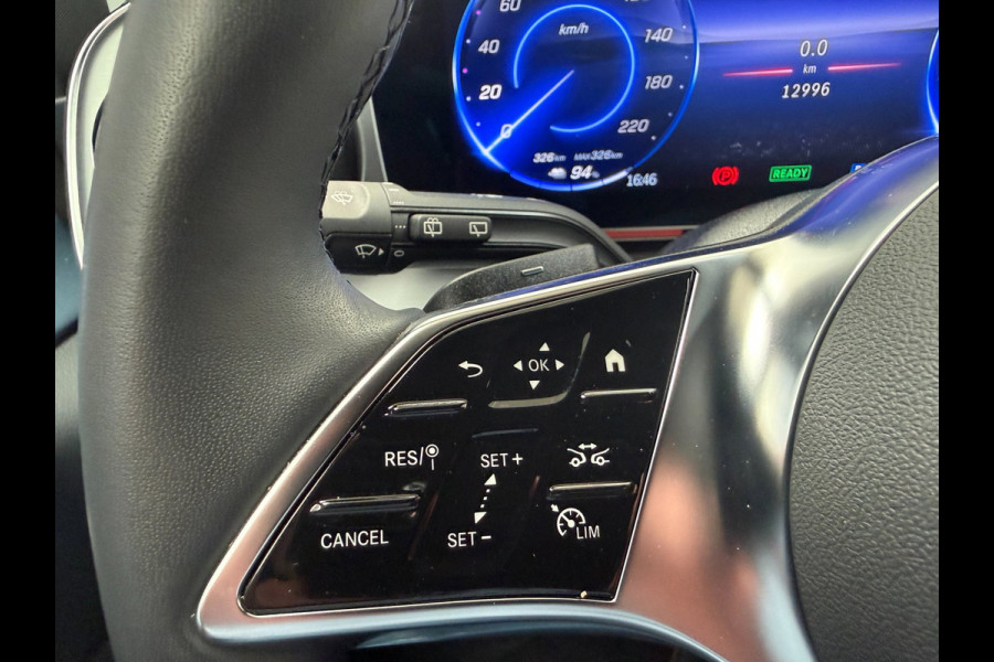 Mercedes-Benz EQV 300 L2 8-pers AMG Facelift - Inter. & Exterieur pakket - 360 - Elec. deuren - Vol Opties - Incl. Garantie