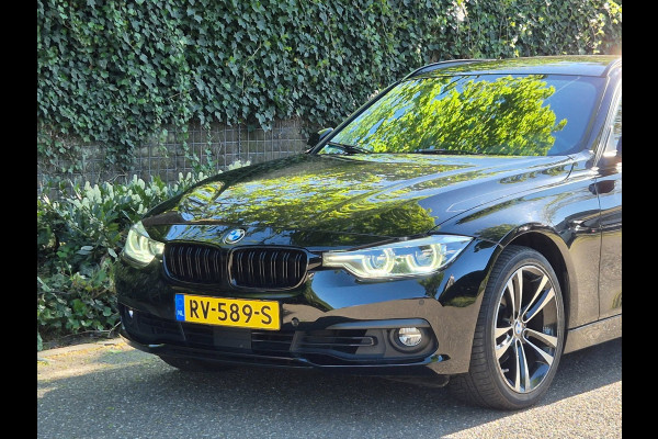 BMW 3 Serie Touring 320i LCI Apple CarPlay Adaptieve Cruise Camera Sport Stoelen KeyLess Lm Velgen Corporate Lease Executive