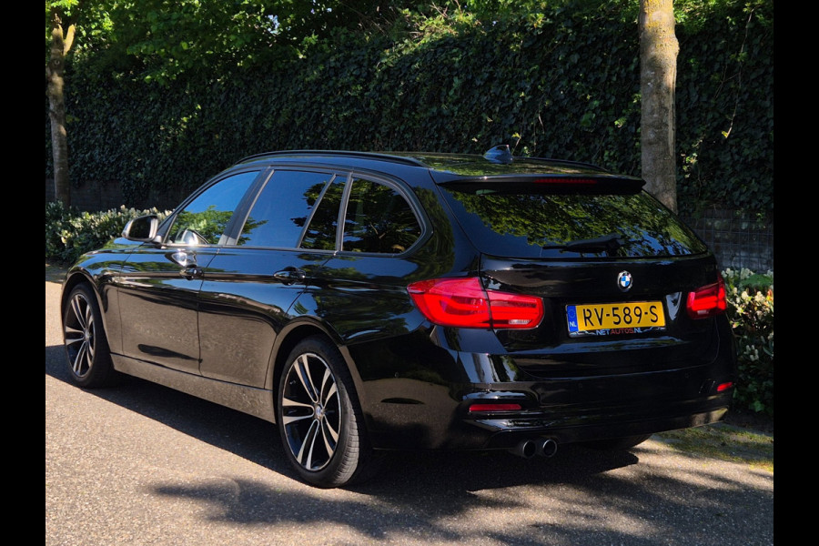 BMW 3 Serie Touring 320i LCI Apple CarPlay Adaptieve Cruise Camera Sport Stoelen KeyLess Lm Velgen Corporate Lease Executive