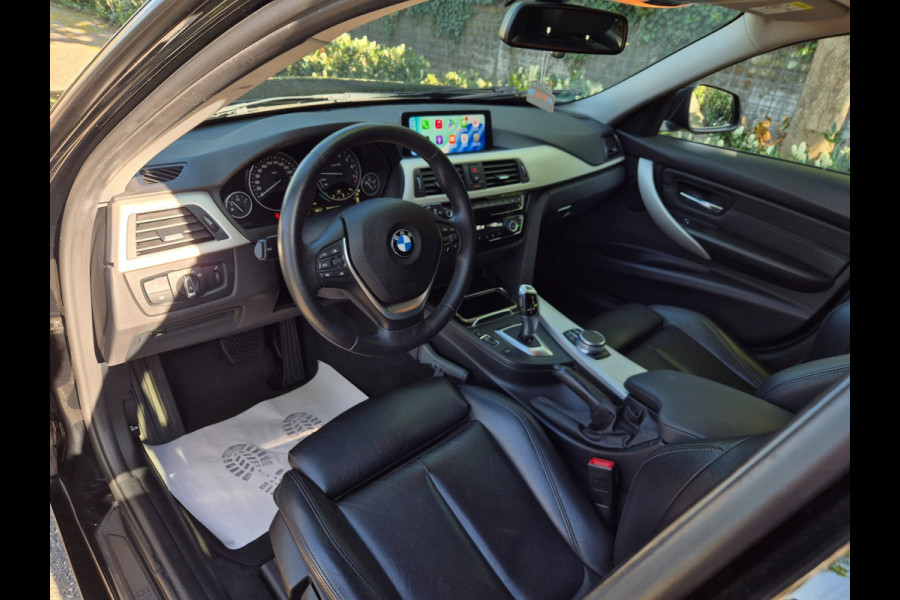 BMW 3 Serie Touring 320i LCI Apple CarPlay Adaptieve Cruise Camera Sport Stoelen KeyLess Lm Velgen Corporate Lease Executive