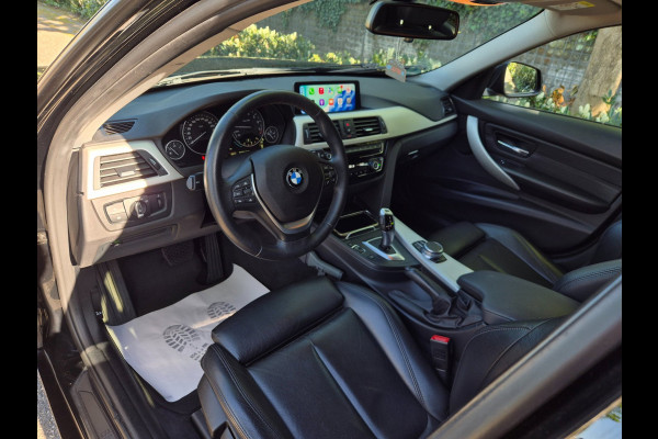 BMW 3 Serie Touring 320i LCI Apple CarPlay Adaptieve Cruise Camera Sport Stoelen KeyLess Lm Velgen Corporate Lease Executive