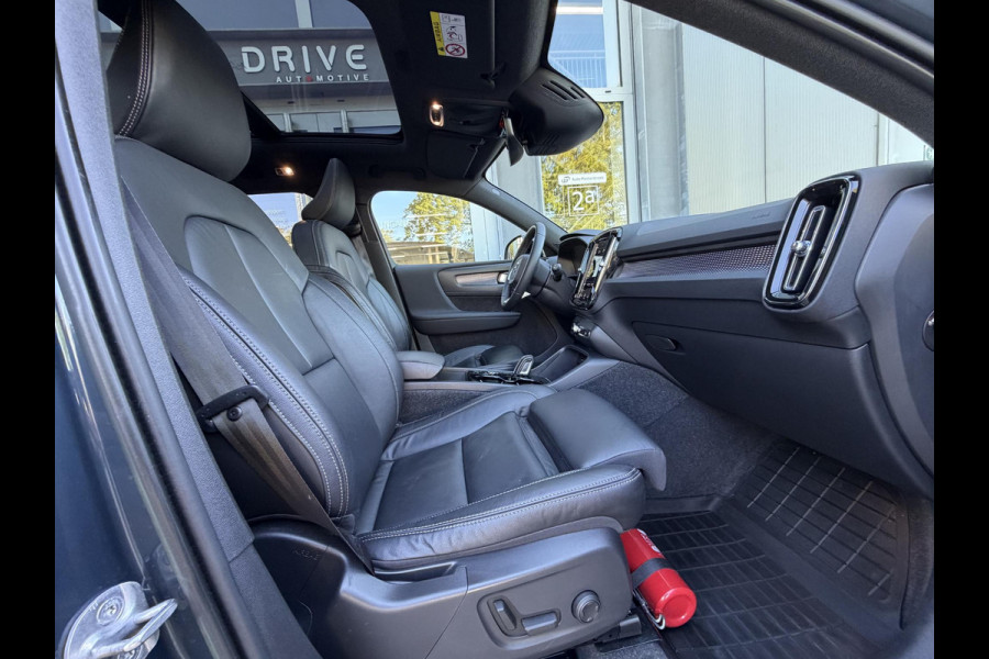 Volvo XC40 1.5 T4 210PK Recharge R-Design |Pano|Leer|Winterpakket|Cam|20"
