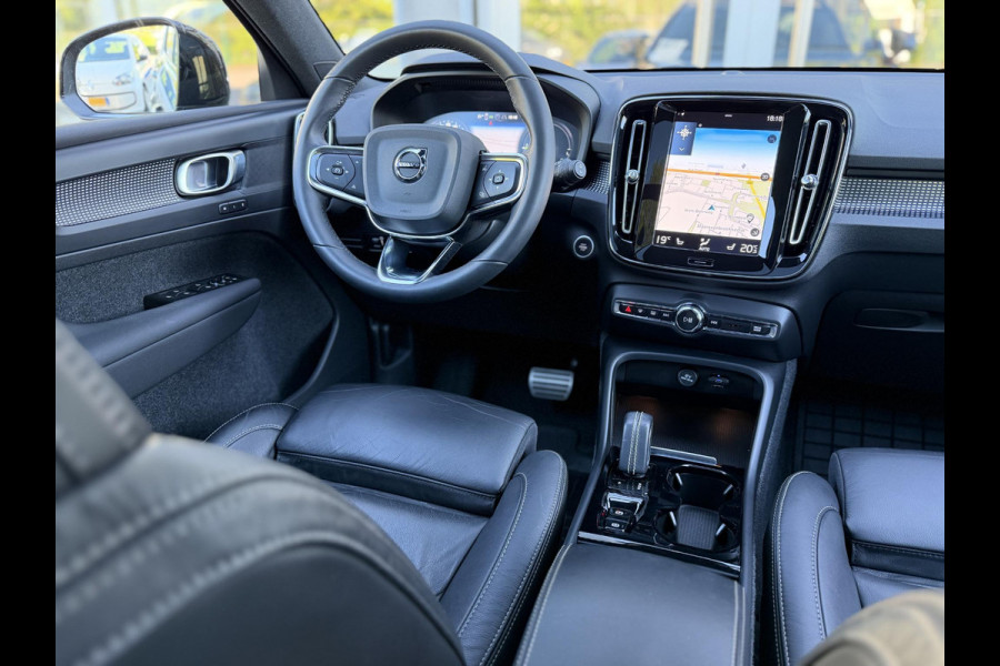 Volvo XC40 1.5 T4 210PK Recharge R-Design |Pano|Leer|Winterpakket|Cam|20"