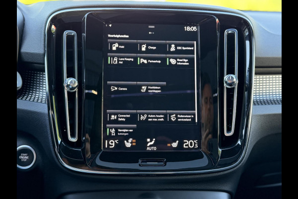 Volvo XC40 1.5 T4 210PK Recharge R-Design |Pano|Leer|Winterpakket|Cam|20"