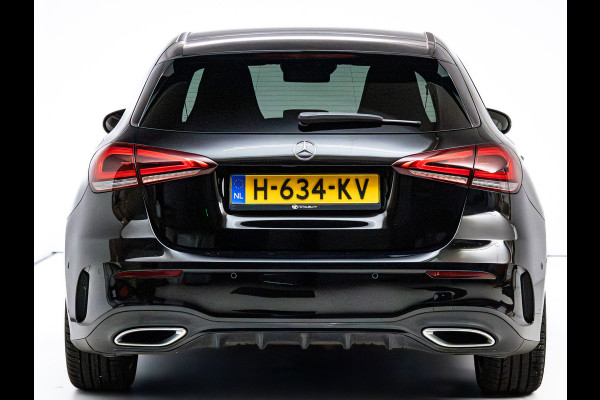 Mercedes-Benz A-Klasse 180 Business Solution AMG Night Upgrade | Adaptive-cruise | Navigatie | Stoelverwarming Sfeerverlichting, Live traffic info, All-season, Camera