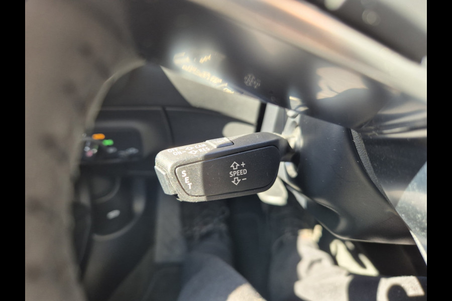 Audi TT 40 TFSI Pro Line S Automaat,Virtueel dashbord,stoelverwarming,navigatie