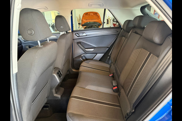 Volkswagen T-Roc 1.0 TSI Style Business | Sensoren | Navigatie