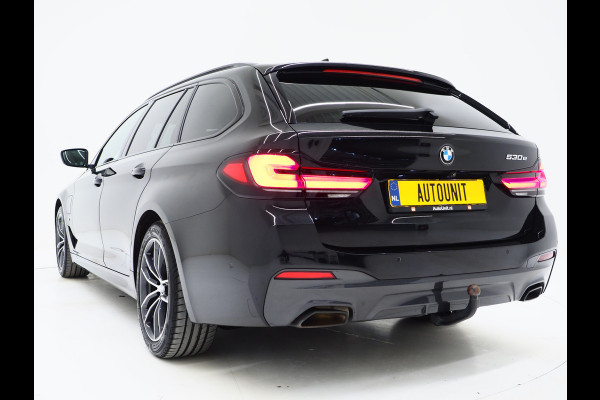 BMW 5 Serie Touring 530e M Sport Shadow Line | Panoramadak | Trekhaak | Keyless | Sportstuur | Sfeerlicht | Camera | LED | Carplay