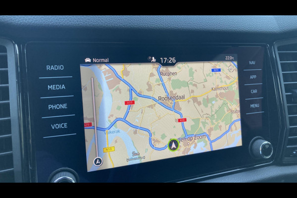 Škoda Kodiaq 1.5 TSI DSG Sportline Business | Trekhaak | Matrix-LED | Camera | Navi | Memory