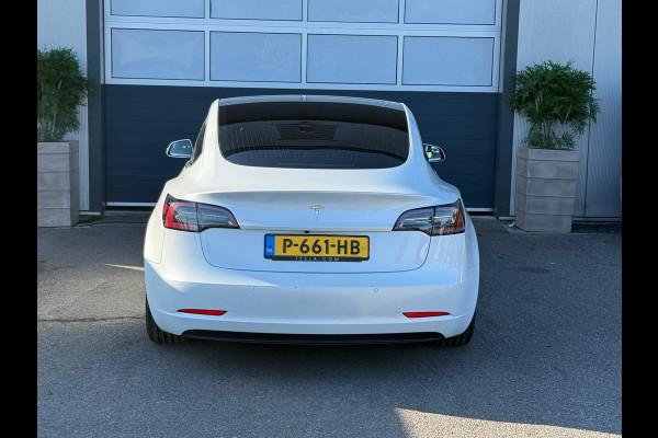Tesla Model 3 Standard RWD Plus 60 kWh / APK / LM Velgen / Inruil Mog.