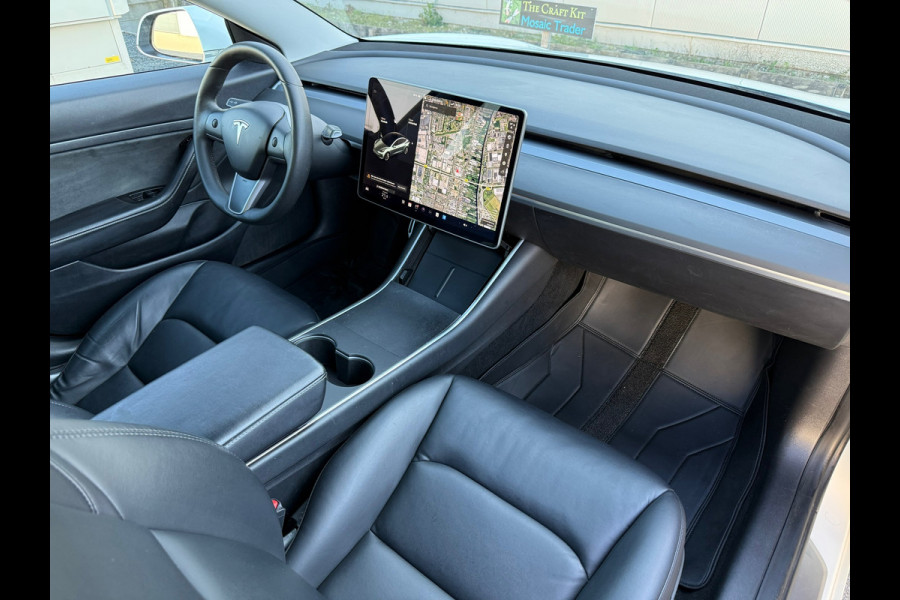 Tesla Model 3 Standard RWD Plus 60 kWh / APK / LM Velgen / Inruil Mog.