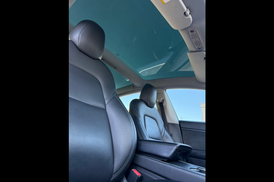 Tesla Model 3 Standard RWD Plus 60 kWh / APK / LM Velgen / Inruil Mog.