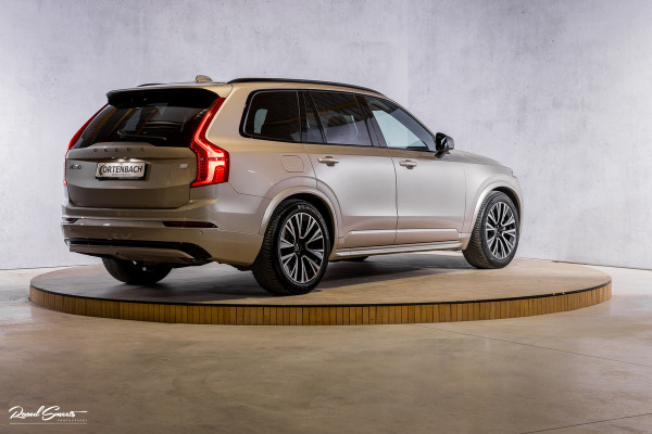 Volvo XC90 2.0 T8 Recharge AWD Ultimate Dark long Range Luchtvering | Bowers&Wilkins | Zwenkbare trekhaak | Panorama dak | Stoelverkoeling + massage |