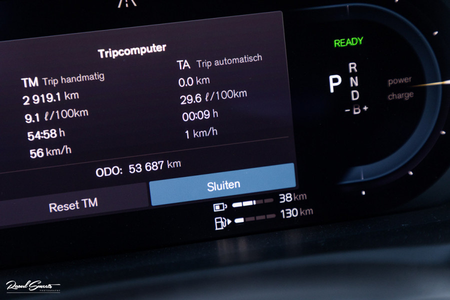 Volvo XC90 2.0 T8 Recharge AWD Ultimate Dark long Range Luchtvering | Bowers&Wilkins | Zwenkbare trekhaak | Panorama dak | Stoelverkoeling + massage |
