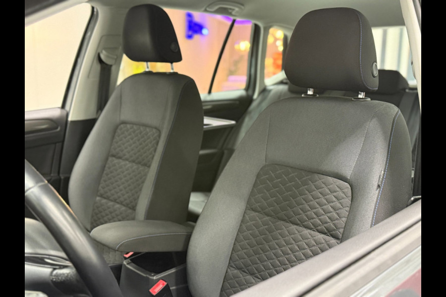 Volkswagen Golf Sportsvan 1.0 TSI Highline Aut. | Trekhaak | ACC | LED | Camera