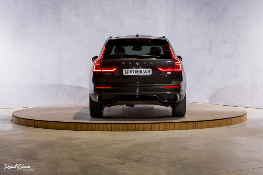 Volvo XC60 2.0 T8 Plug-in hybrid AWD Ultimate Dark Long Range | Adaptieve cruise | Panorama dak | Memory | Stoelmassage + verkoeling |