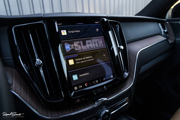 Volvo XC60 2.0 T8 Plug-in hybrid AWD Ultimate Dark Long Range | Adaptieve cruise | Panorama dak | Memory | Stoelmassage + verkoeling |