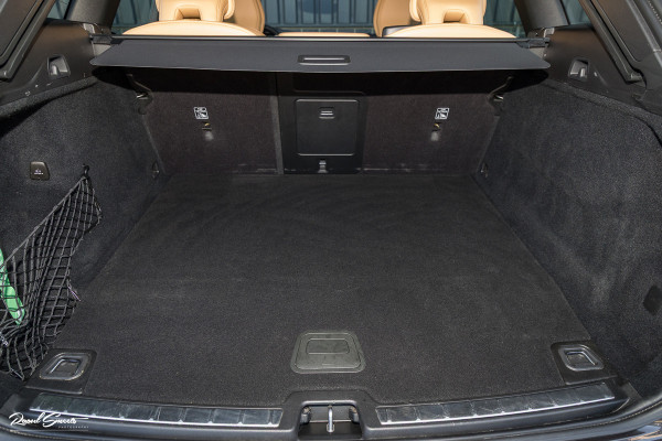 Volvo XC60 2.0 T8 Plug-in hybrid AWD Ultimate Dark Long Range | Adaptieve cruise | Panorama dak | Memory | Stoelmassage + verkoeling |