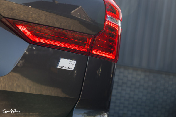 Volvo XC60 2.0 T8 Plug-in hybrid AWD Ultimate Dark Long Range | Adaptieve cruise | Panorama dak | Memory | Stoelmassage + verkoeling |